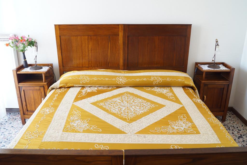 Il Melograno Bed & Breakfast Ористано Стая снимка